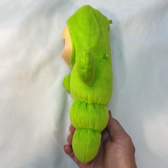 Playskool’s Green Glo Worm Caterpillar, Plush, Light Up, Musical Lullaby Toy - Picture 7 of 11